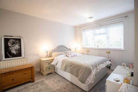 43 Goldmer Close, Shoeburyness, Southend-on-sea, SS3 9PR