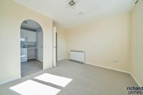 84 Rose Street, Swindon, SN2 2HZ