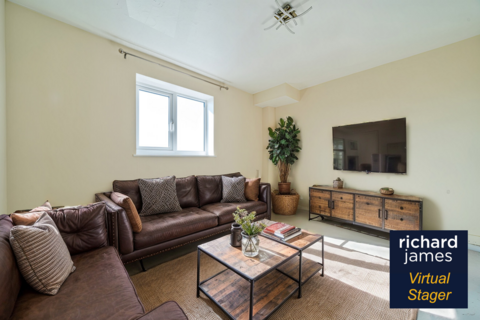 84 Rose Street, Swindon, SN2 2HZ