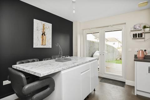 22 Kinlouch Crescent, Rosewell, EH24 9BY