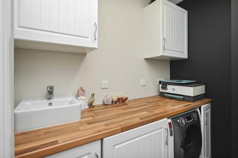 22 Kinlouch Crescent, Rosewell, EH24 9BY