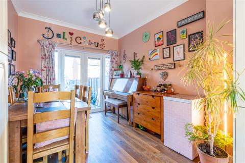 4 bedroom townhouse for sale, Warkworth Woods, Gosforth, NE3