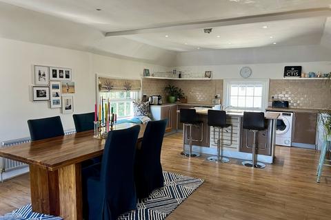 3 bedroom penthouse for sale, High Street, St. Margarets-at-Cliffe, Dover, CT15