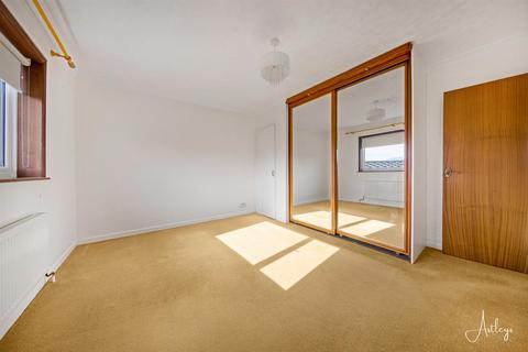 14 Vale View, Pont Nedd Fechan, Neath, SA11 5UN
