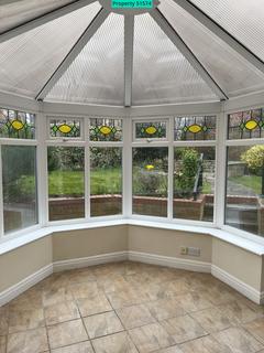 4 bedroom detached house to rent, Balmoral Drive, Methley, Leeds, LS26