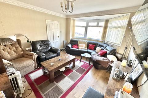 undefined, Canterbury Avenue, Southend-On-Sea