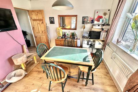 undefined, Canterbury Avenue, Southend-On-Sea