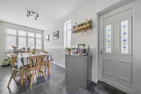 72 Warren Avenue, Bromley, BR1 4BS