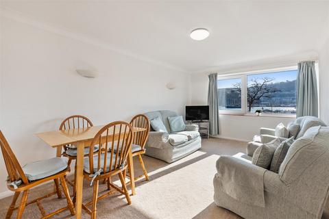 2 bedroom apartment for sale, North Embankment, Dartmouth