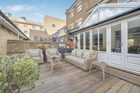9 Cinnamon Row, London, SW11 3TW