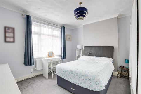 3 bedroom detached bungalow for sale, Oakland Avenue, Long Eaton NG10