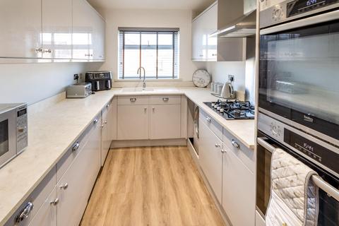 2 Ashlea, Misterton, Doncaster, DN10 4BG