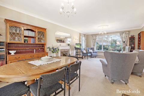 5 bedroom bungalow for sale, Church Road, Thorrington, CO7