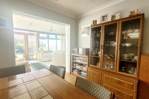22 Fleetwood Close, Neston, Corsham, SN13 9TF