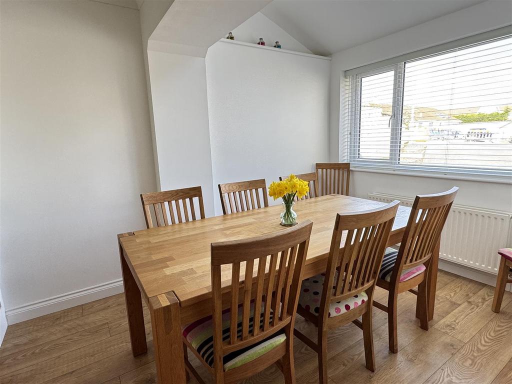 Dining Room/Bed Five