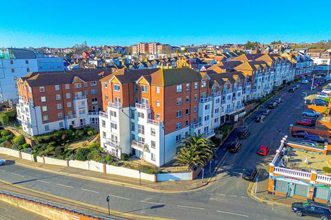 1 bedroom retirement property for sale, Holland Road, Westcliff-on-Sea, SS0
