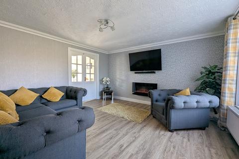 3 bedroom end of terrace house for sale, Hereford Way, Jarrow, NE32