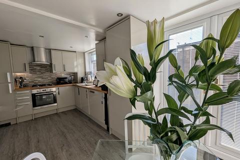 3 bedroom end of terrace house for sale, Hereford Way, Jarrow, NE32