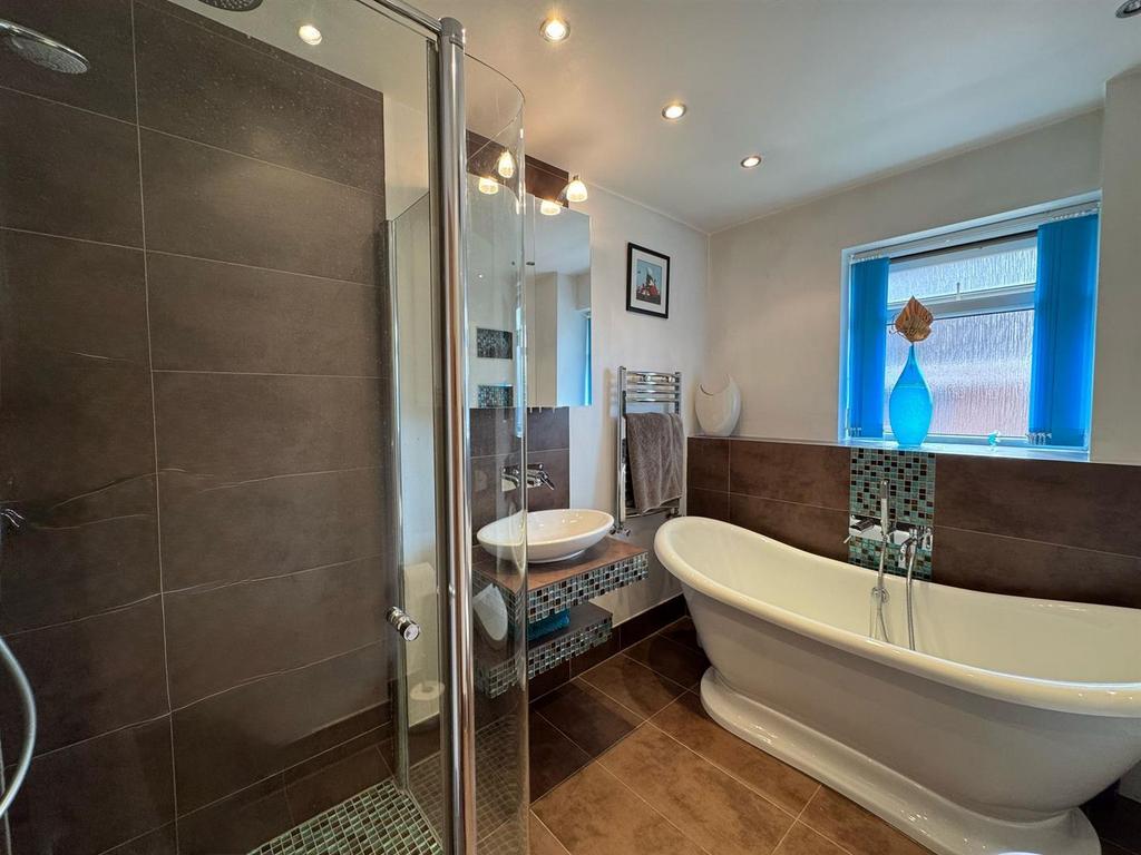 Comprehensive Bathroom