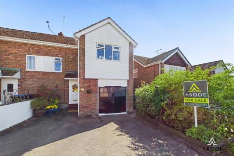 7 Kestrel Lane, Cheadle, Stoke-on-trent, ST10 1RU