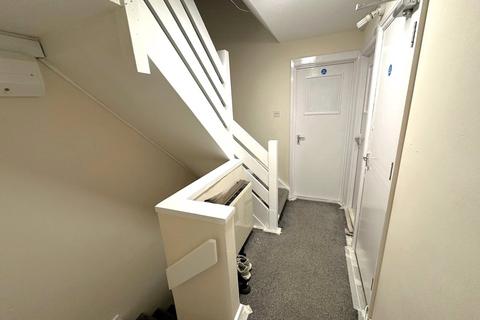 78 Braybourne Close, Uxbridge, UB8 1UJ