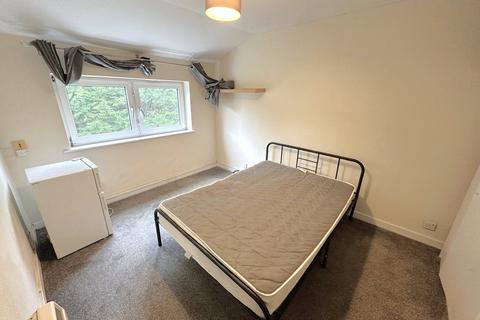 78 Braybourne Close, Uxbridge, UB8 1UJ