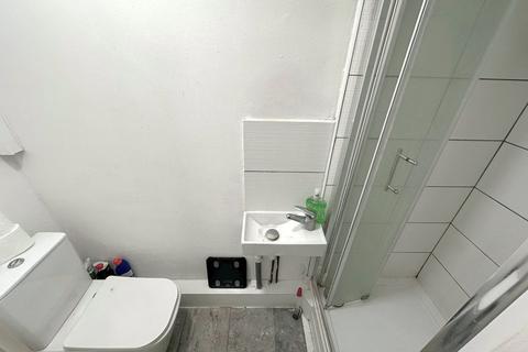 78 Braybourne Close, Uxbridge, UB8 1UJ