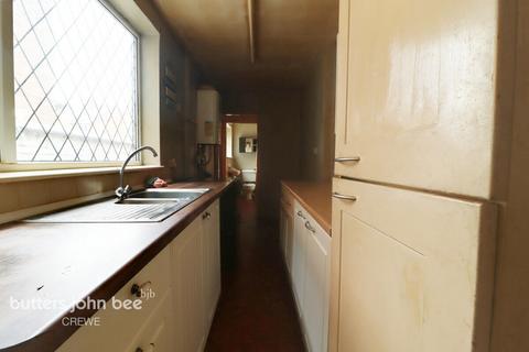 2 bedroom terraced house for sale, West Street, Crewe