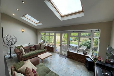 30 Barnston Road, Heswall, Wirral, CH60 2SU