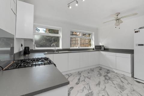 4 bedroom semi-detached house for sale, Cambourne Avenue, St. Helens, WA11