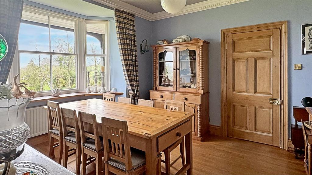 Dining Room 4.jpg