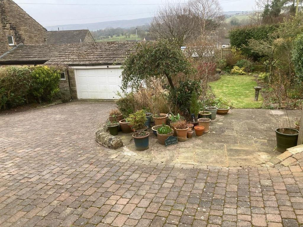 Driveway.jpg