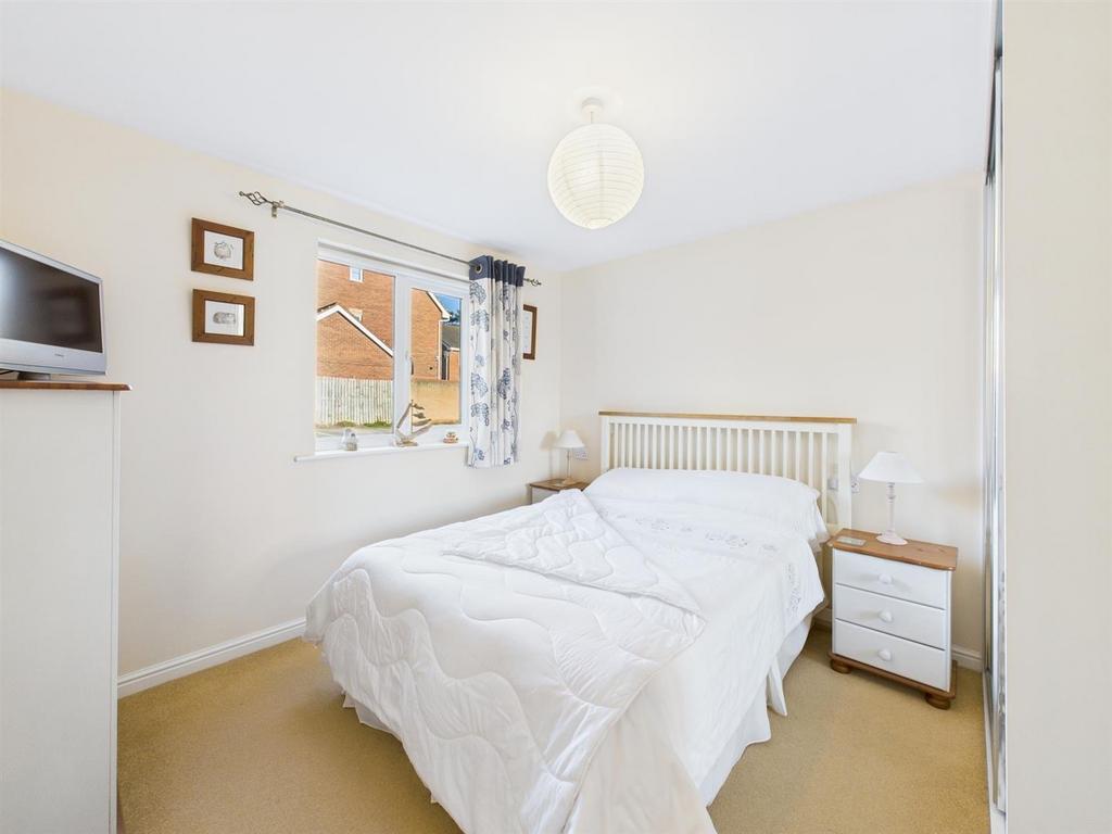 Bedroom: