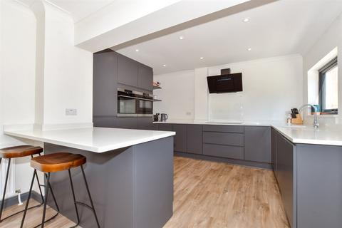 280 Dover Road, Walmer, Deal, CT14 7NR