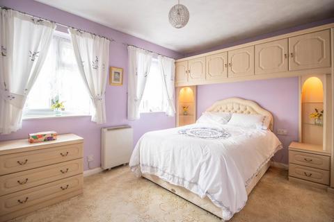 1 bedroom flat for sale, Baxter Avenue, Southend-on-Sea SS2