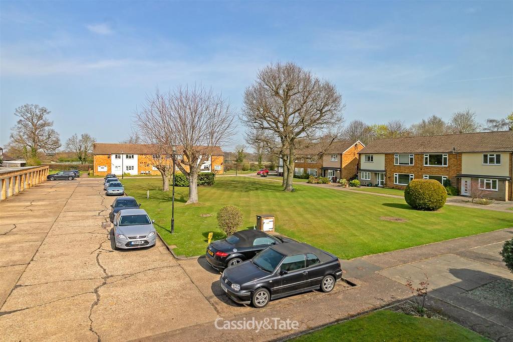 22 Ryecroft Court-25.jpg