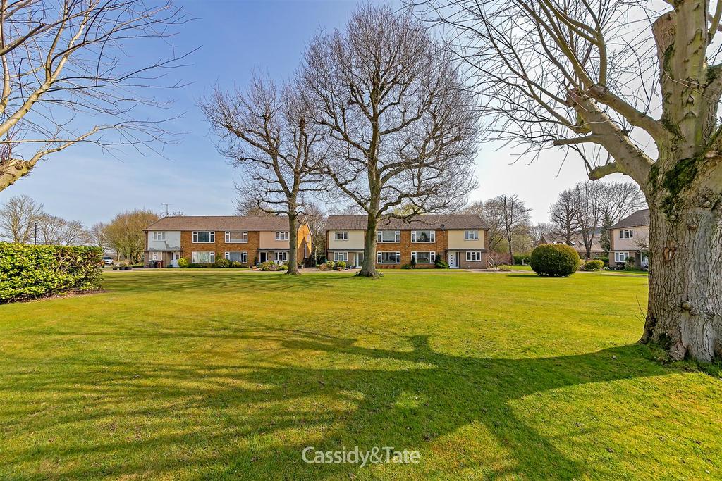 22 Ryecroft Court-27.jpg