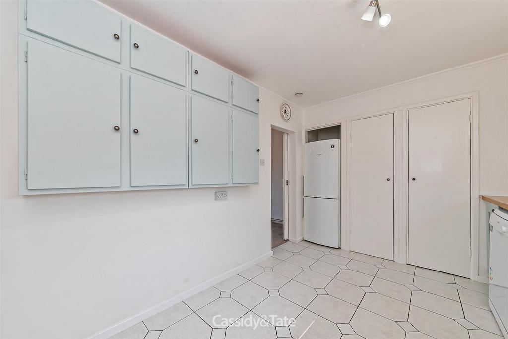 22 Ryecroft Court-20.jpg