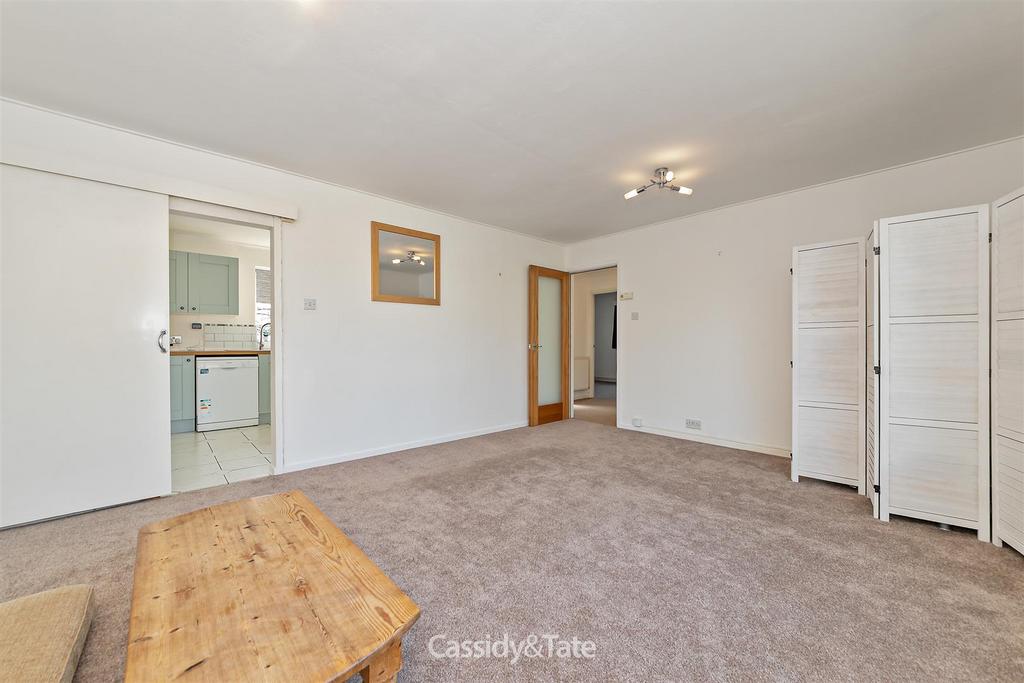 22 Ryecroft Court-23.jpg
