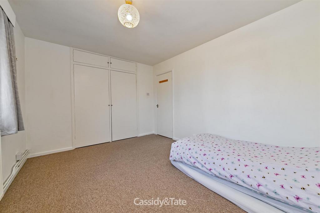 22 Ryecroft Court-10.jpg