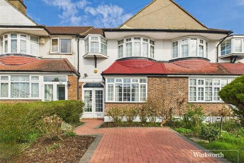 44 Manor Close, London, NW9 9HD