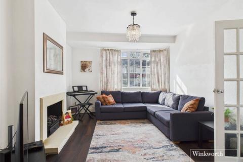 44 Manor Close, London, NW9 9HD