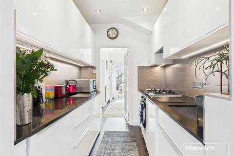44 Manor Close, London, NW9 9HD