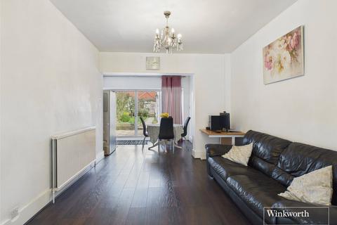 44 Manor Close, London, NW9 9HD