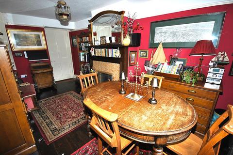 3 bedroom terraced house for sale, Coldstream Lane, Hardingstone, Northampton