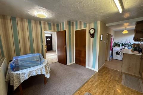 2 Bethlehem Road, Ffairfach, Llandeilo, SA19 6SY