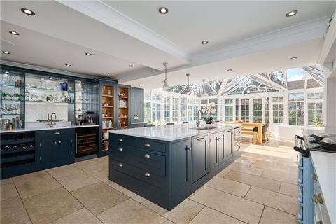 2 Ancaster View, Leeds, LS16 5HR