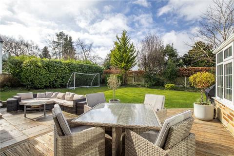 2 Ancaster View, Leeds, LS16 5HR