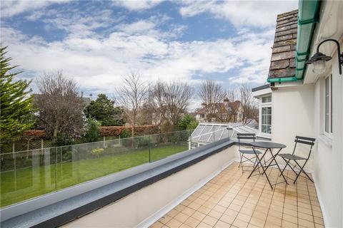 2 Ancaster View, Leeds, LS16 5HR