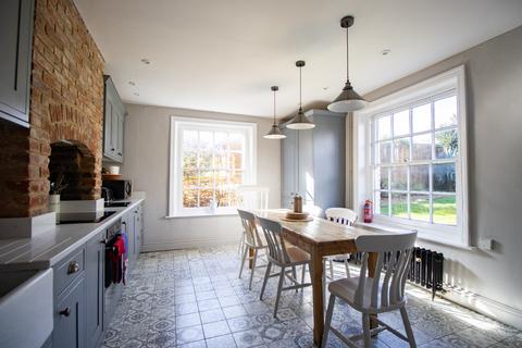 3 bedroom semi-detached house to rent, Beacon Hill Road, Burnham Market